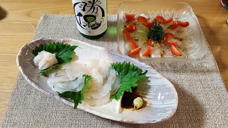 ヒラメはお刺身で タチウオは天ぷらでいただきました 釣りしタイラバ